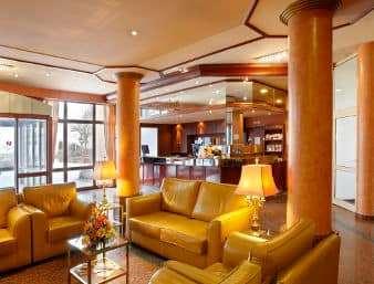 Hotel H+