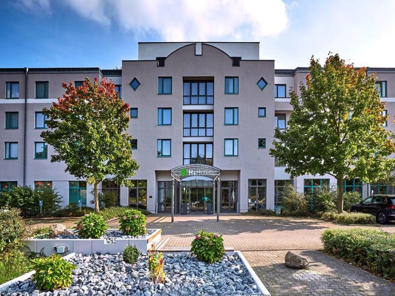 Hotel H+ 4*