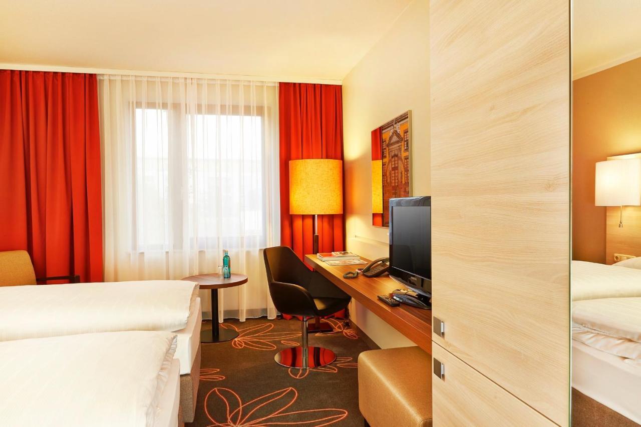 Hotel H+ 4*